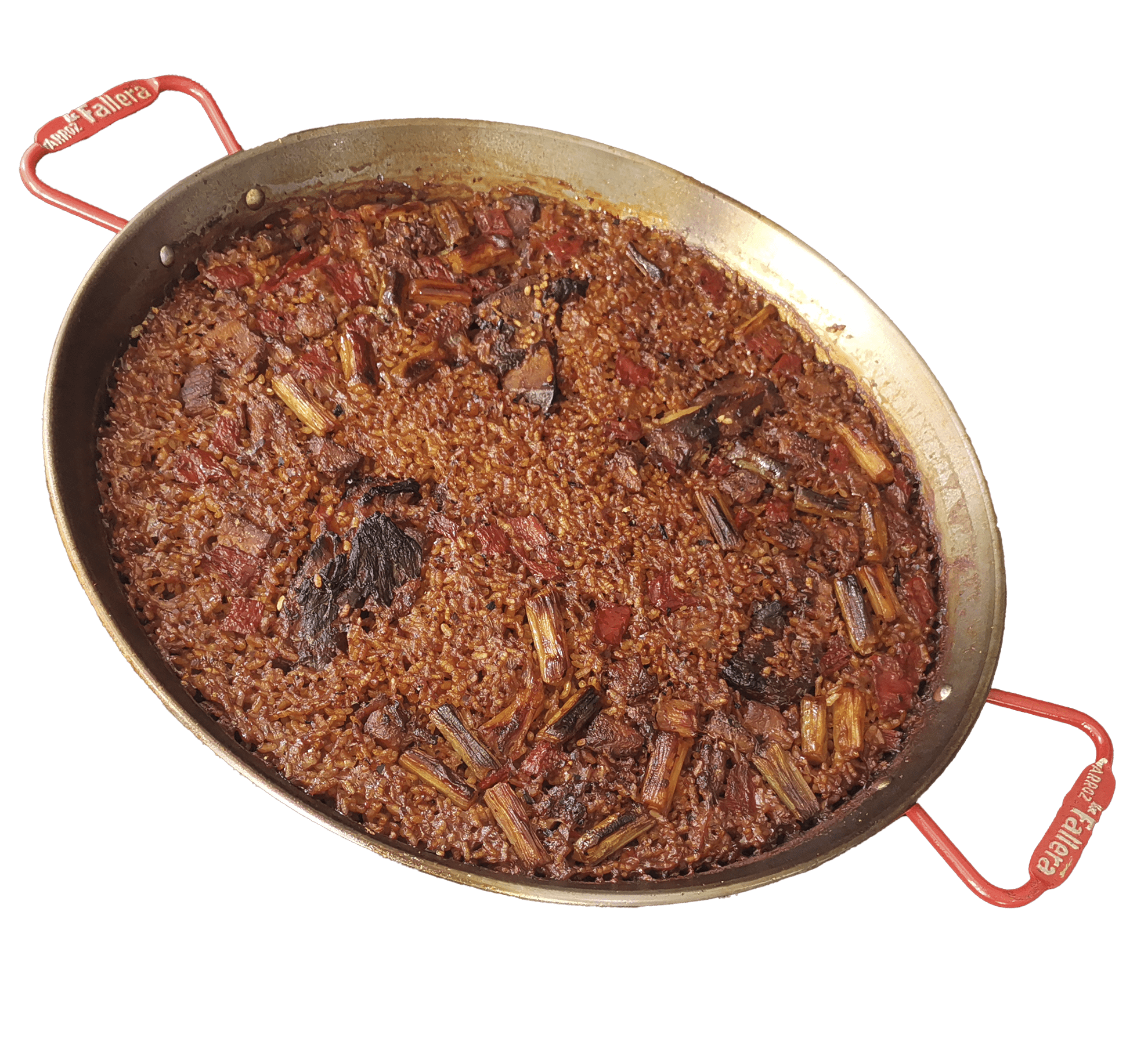 La paella de arroz con magro se sirve en una sartén grande, ovalada y con asas rojas. El plato está relleno de arroz perfectamente condimentado, mezclado con trozos de carne y verduras.